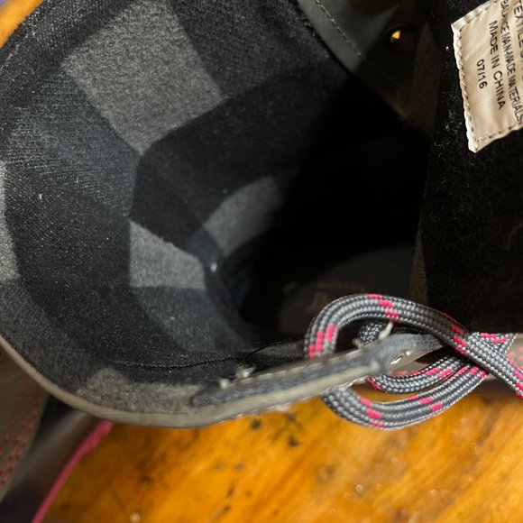 Duck / Muck Winter Boots Harlequin 9 grey pink navy plaid - Like new unworn! - Picture 9 of 12